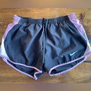 Nike / M Drawstring Running Shorts